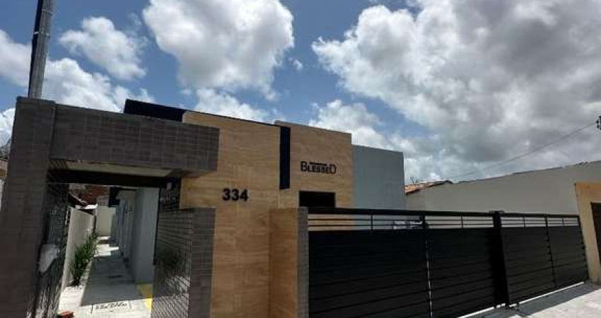 Casa com 2 dormitórios à venda por R$ 200.000 - Muçumagro - João Pessoa/PB