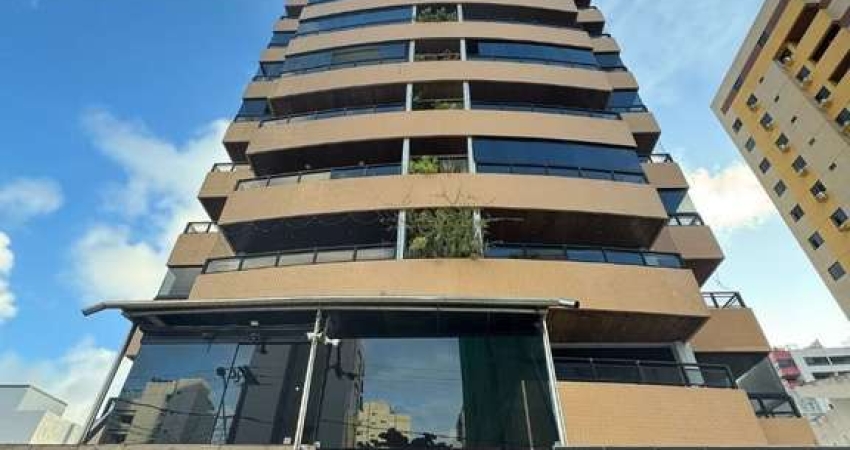 Apartamento com 3 dormitórios à venda, 140 m² por R$ 780.000,00 - Manaíra - João Pessoa/PB