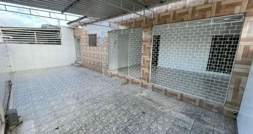 Casa com 3 dormitórios à venda por R$ 390.000,00 - Ernesto Geisel - João Pessoa/PB