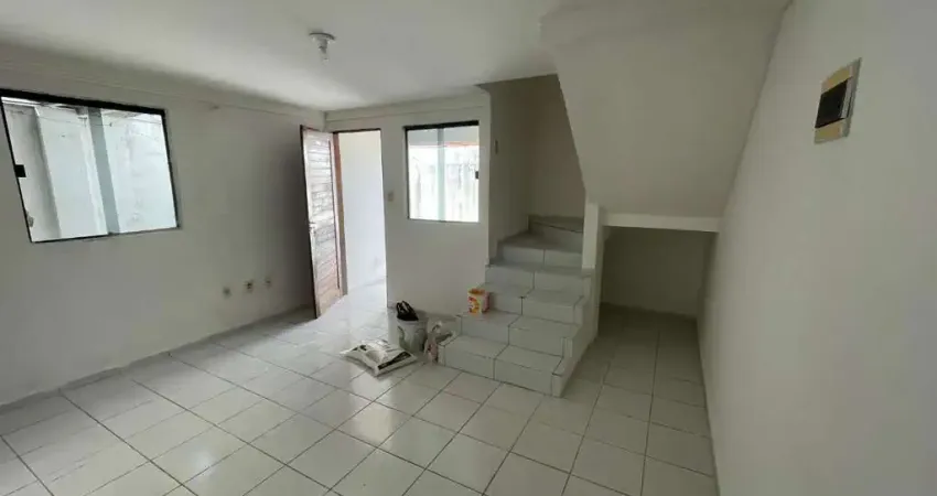 Apartamento Duplex com 2 dormitórios à venda por R$ 200.000,00 - Mangabeira - João Pessoa/PB