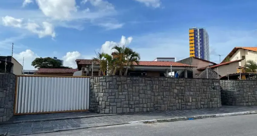 Casa em condomínio fechado com 5 quartos à venda na Rua Otacílio de Albuquerque, Torre, João Pessoa