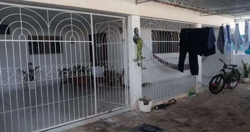 Casa com 2 dormitórios à venda por R$ 200.000,00 - Mangabeira - João Pessoa/PB