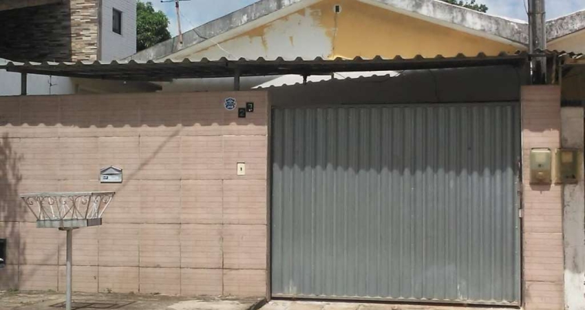 Casa com 2 dormitórios à venda, 57 m² por R$ 170.000 - Planalto Boa Esperança - João Pessoa/PB