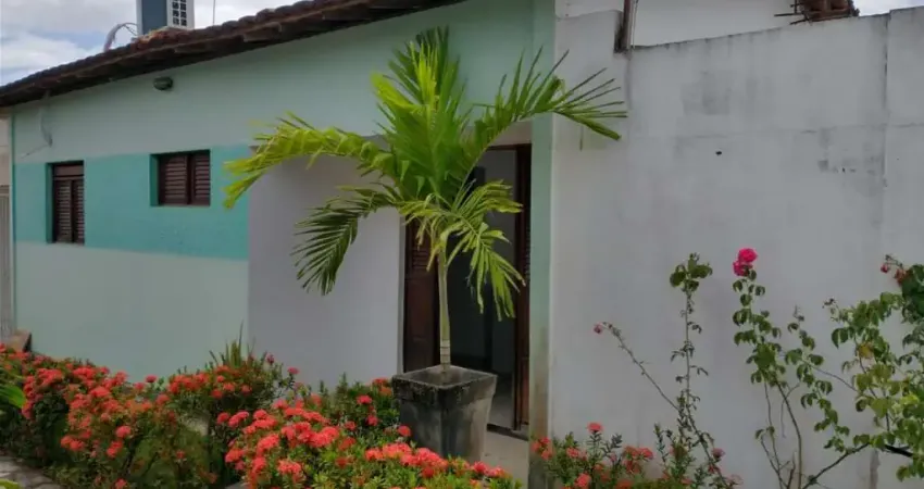 Casa com 2 dormitórios à venda por R$ 160.000,00 - Cristo Redentor - João Pessoa/PB