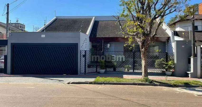 Casa com 5 dormitórios à venda, 300 m² por R$ 1.600.000,00 - Mediterrâneo - Londrina/PR