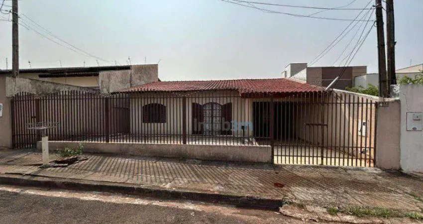 Casa com 3 dormitórios à venda, 131 m² por R$ 430.000,00 - Andes - Londrina/PR