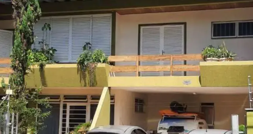 Sobrado com 4 dormitórios à venda, 315 m² por R$ 1.100.000,00 - Jardim Presidente - Londrina/PR