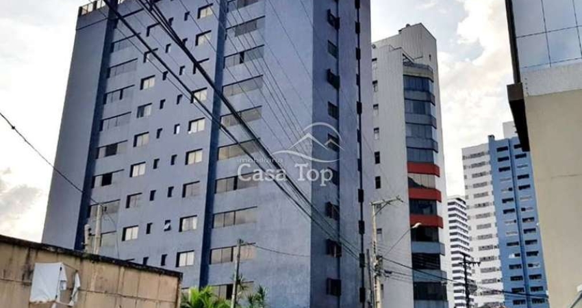 Apartamento à venda no Edifício Ambassador - Centro