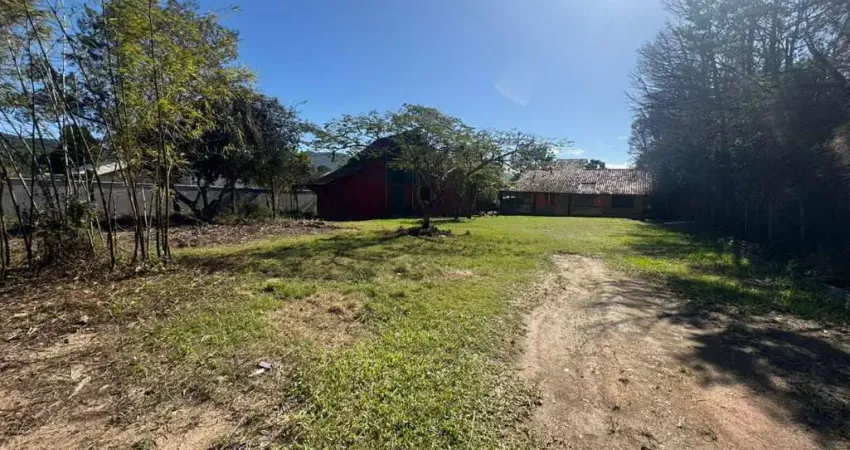 Casa para Venda em Florianópolis, São João do Rio Vermelho, 4 dormitórios, 1 suíte, 2 banheiros