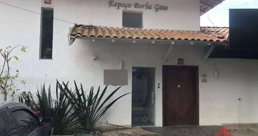 Casa para alugar, 250 m² por R$ 5.100,00/mês - Jardim Esplanada - São José dos Campos/SP