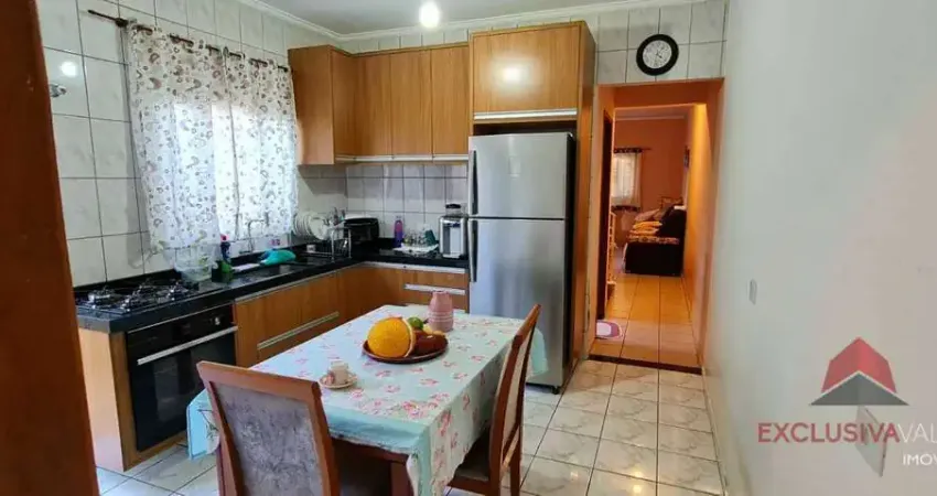 Lindo Sobrado com 03 dormitórios (1st.) à venda, 113 m² por R$ 650.000 - Jardim das Indústrias - São José dos Campos/SP
