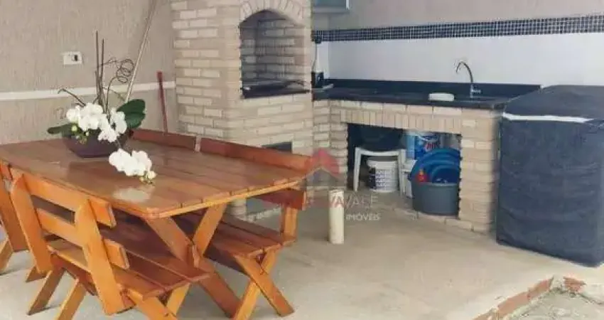 Casa com 3 dormitórios à venda, 200 m² por R$ 490.000,00 - Parque dos Príncipes - Jacareí/SP