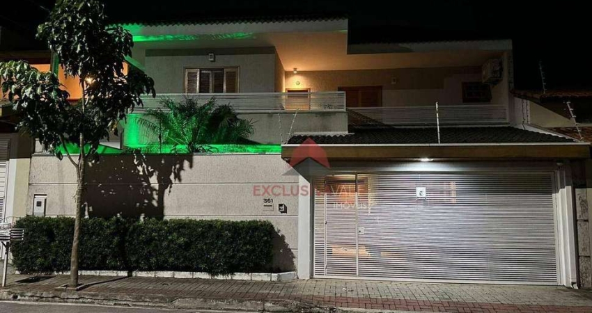 Excelente Sobrado com 03 dormitórios (1st.) à venda, 155 m² por R$ 640.000 - Jardim São Vicente - São José dos Campos/SP