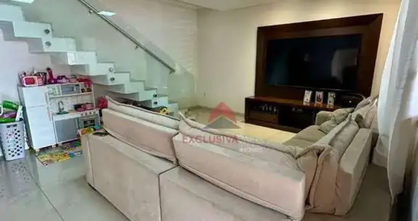 Excelente Sobrado com 03 dormitórios (1st.) à venda, 155 m² por R$ 640.000 - Jardim São Vicente - São José dos Campos/SP