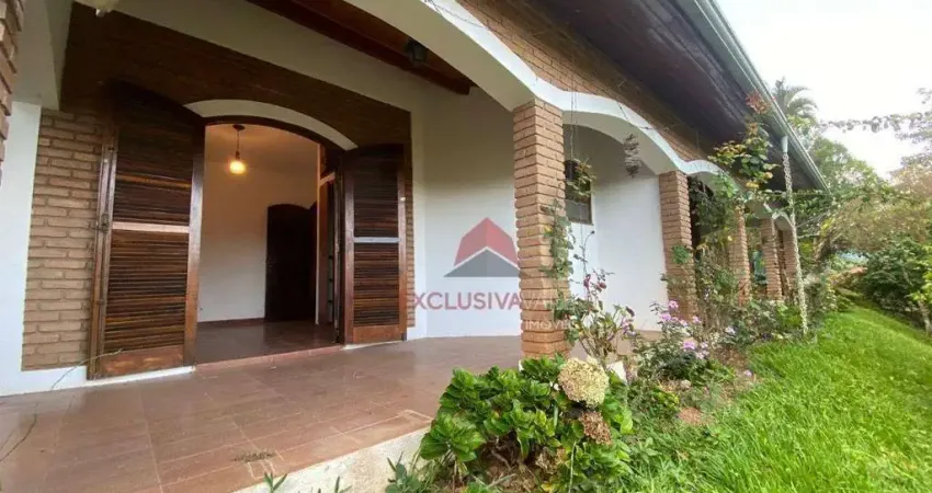 Casa térrea com 3 dormitórios, suíte, amplo quintal e vista privilegiada à venda, por R$ 595.000 - Jardim do Centenário - Jambeiro/SP