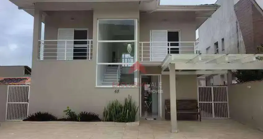 Casa com 5 dormitórios à venda, 290 m² por R$ 1.484.000,00 - Massaguaçu - Caraguatatuba/SP