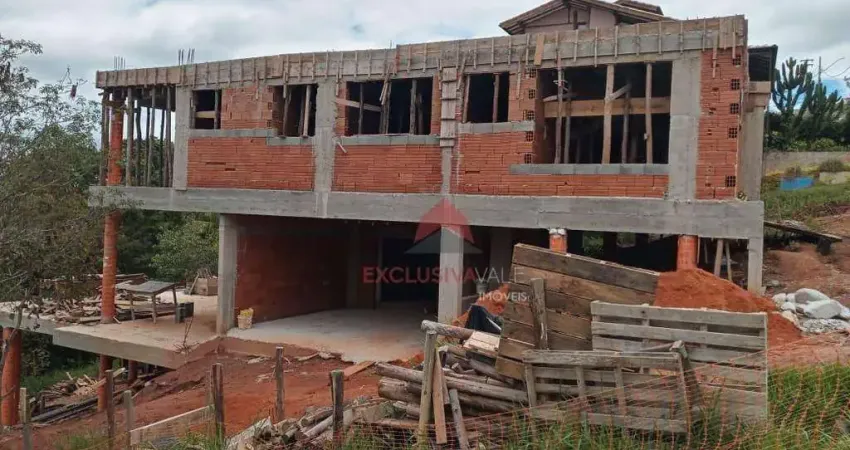 Casa com 3 dormitórios à venda, 250 m² por r$ 660.000 - tapanhão - jambeiro/sp