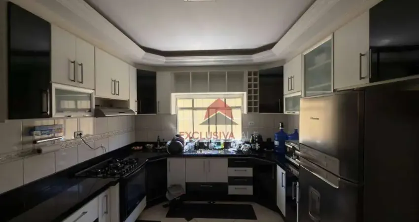 Casa Térrea com 4 dormitórios / Suíte à venda, 113 m² por R$ 650.000 - Jardim Uirá próximo ao Impe / Embraer