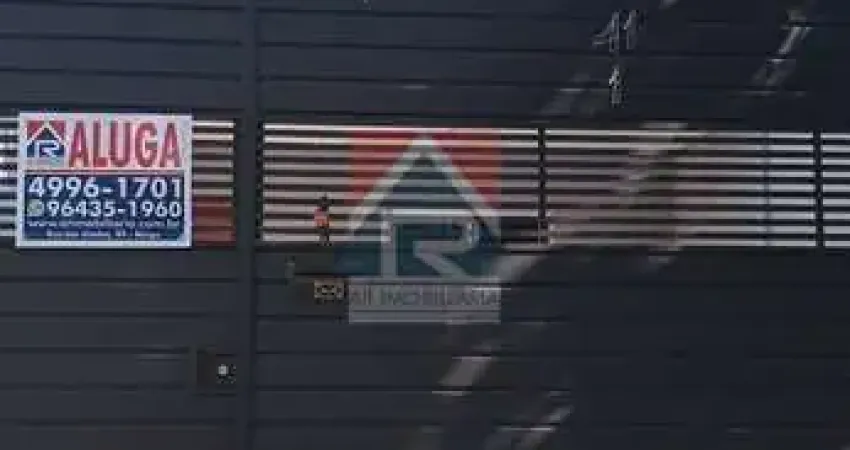 Casa com 2 quartos para alugar no Bangú, Santo André