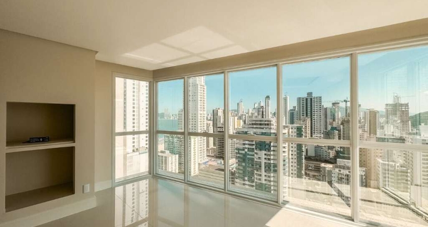Apartamento com 3 quartos à venda na Avenida Brasil, 180, Pioneiros, Balneário Camboriú