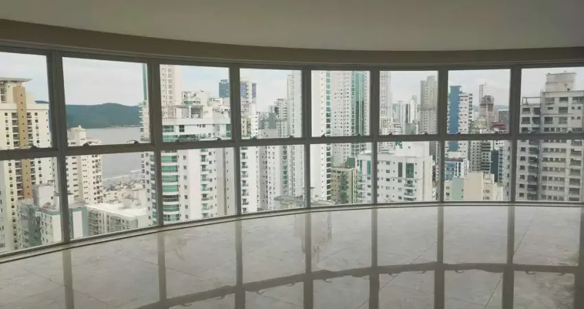 Apartamento com 4 quartos à venda na Rua 1141, 70, Centro, Balneário Camboriú