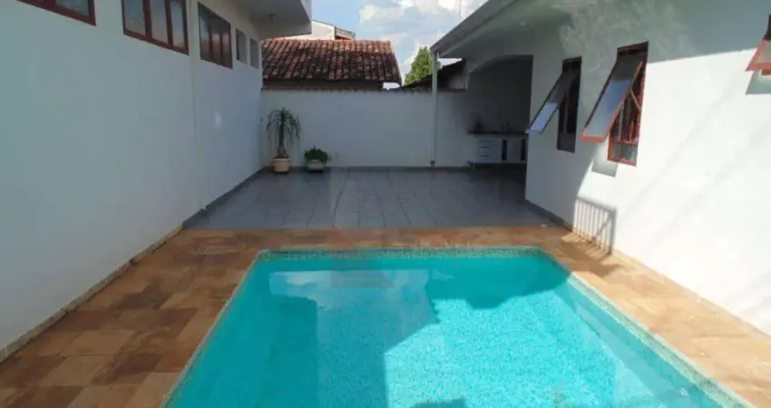 Linda casa assobradada alto padrão com três dormitórios a venda no Residencial Villa Grego em Santa Bárbara d’Oeste-SP