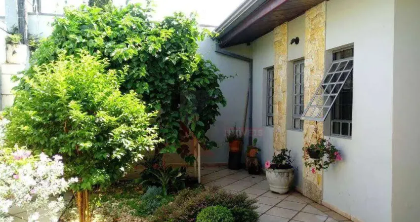 Casa com 3 dormitórios à venda, 250 m² por R$ 640.000,00 - Vila São Pedro - Americana/SP