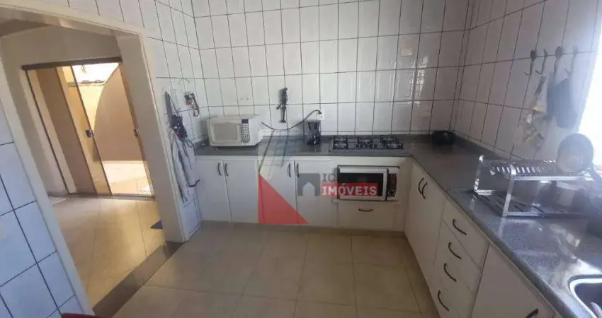 Sobrado com 3 dormitórios à venda, 246 m² por R$ 650.000,00 - Parque Novo Mundo - Americana/SP