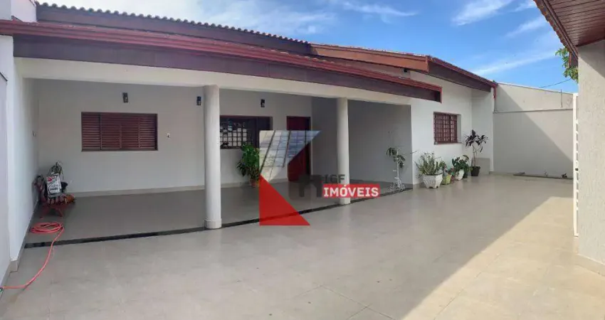 Casa com 3 dormitórios à venda, 325m² por R$ 830.000 - Jardim Ipiranga - Americana/SP