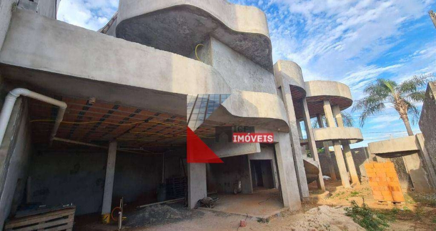 Casa com 3 dormitórios à venda, 350 m² por R$ 1.200.000 - Parque Universitário - Americana/SP