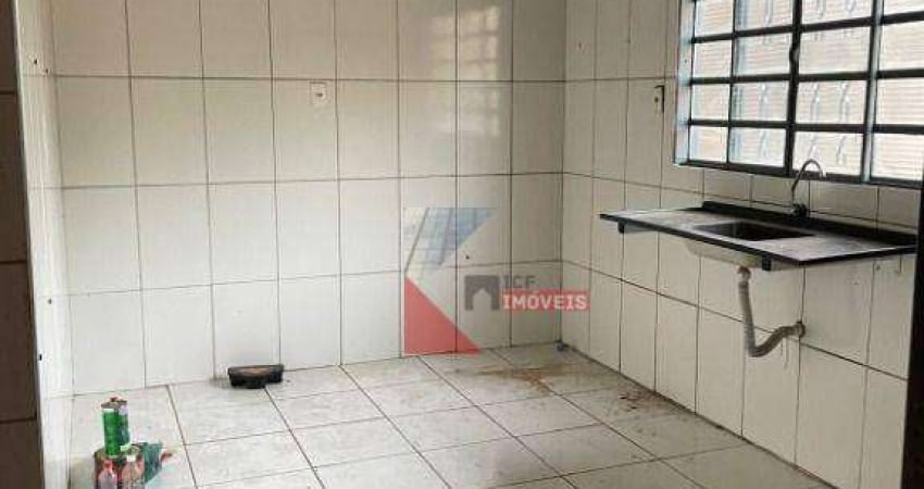 Casa com 1 dormitório para alugar, 80 m² por R$ 901,22/mês - Parque Gramado - Americana/SP