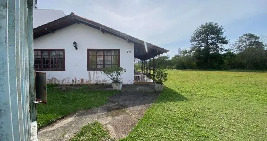 Terreno a venda no bairro jardim iate clube - balneário camboriú