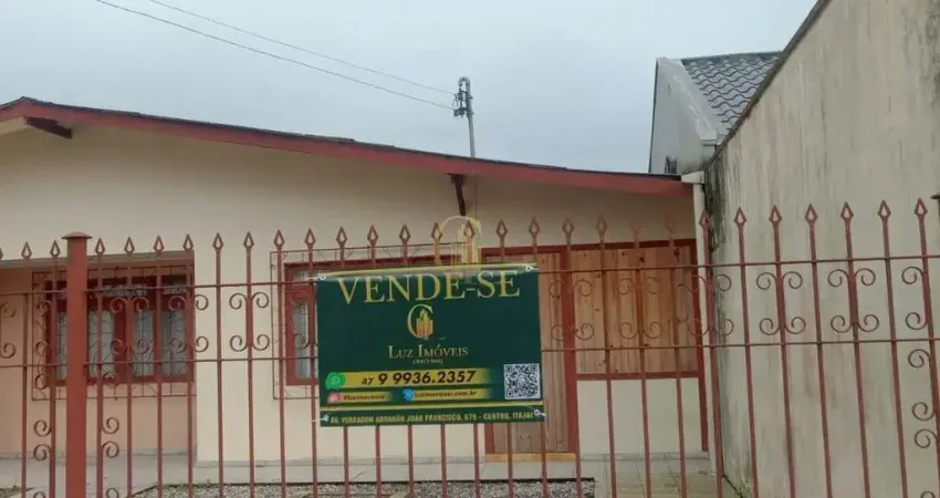 Casa com 2 quartos à venda na Rua Nova Trento, 396, São Vicente, Itajaí