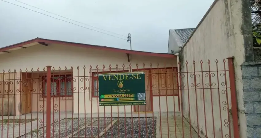 Casa com 2 quartos à venda na Rua Nova Trento, 396, São Vicente, Itajaí