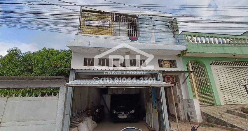 Casa com 2 quartos à venda na Rua Araponga, Laranjeiras, Caieiras