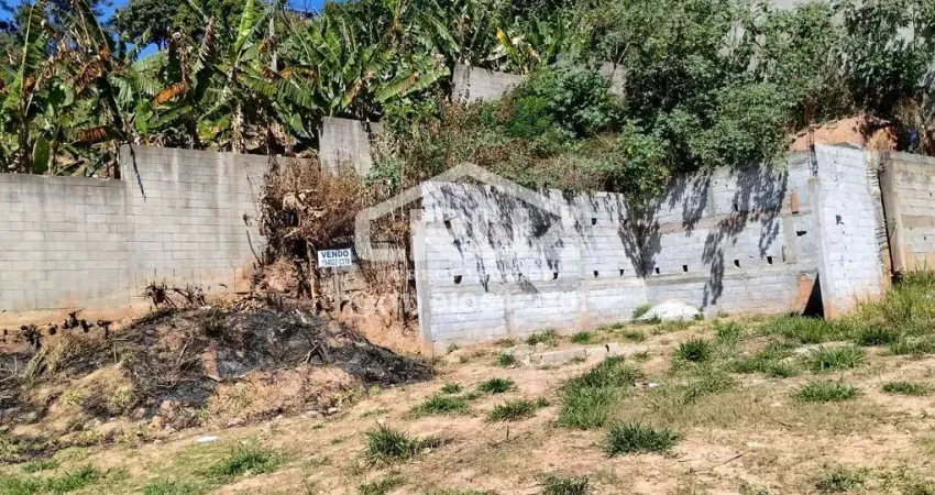Terreno à venda na Rua Erminia Amalia Novello Dell Lago, Laranjeiras, Caieiras