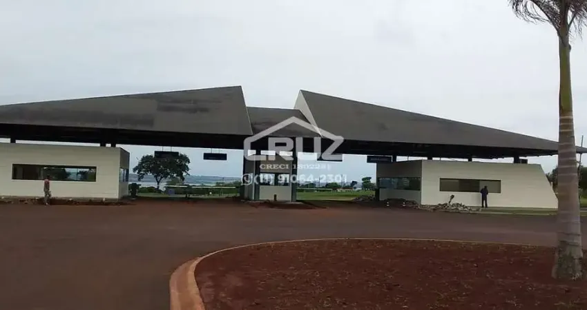 Terreno em condomínio fechado à venda na Estrada Municipal Itatinga, Santa Cristina, Avaré