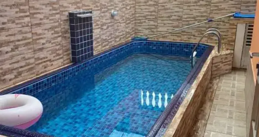 Casa Padrão para Venda em Vila Guilhermina Praia Grande-SP