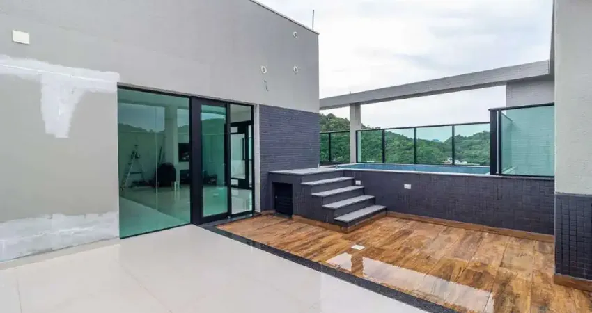 Cobertura a venda no Privilège Brava na Praia Brava em Itajaí