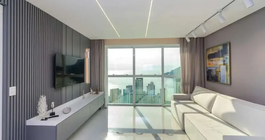 Apartamento no Ed. Phoenix Tower em Balneário Camboriú.
