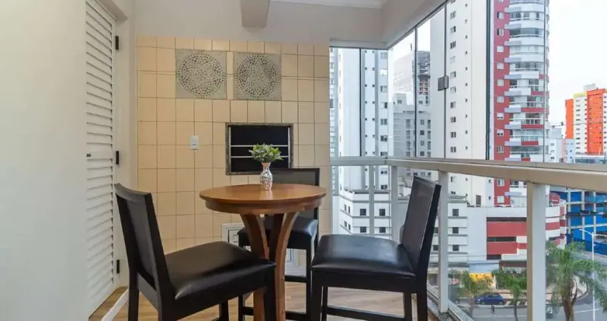 Apartamento à venda em balneário camboriú no centro com 3 quartos