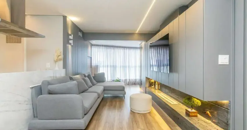 Apartamento à venda no centro de Balneário camboriú com 2 suítes
