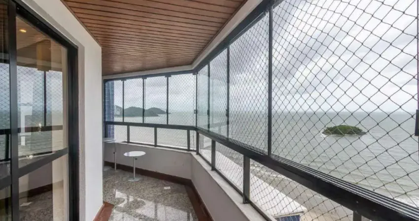 Apartamento Frente Mar à venda em Balneário Camboriú com 3 suítes