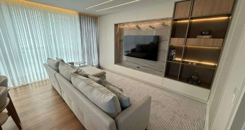 Apartamento à venda no Ed. Skyline em Balneário Camboriú
