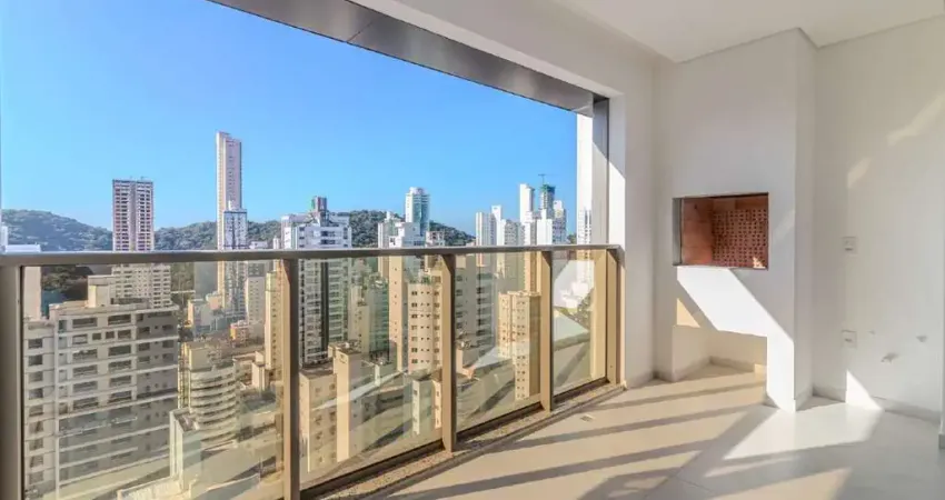 Apartamento à venda com 04 suítes e 03 vagas de garagem em balneário camboriú.