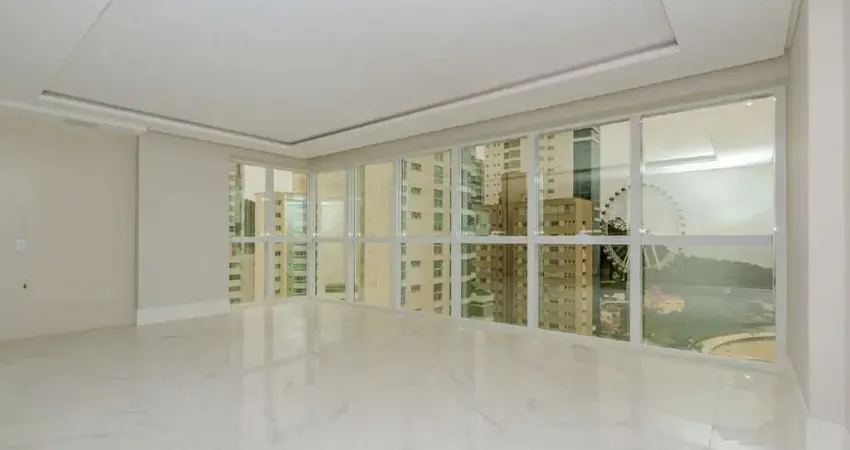Apartamento à venda com 04 suítes e vista para o mar em Balneário Camboriú.