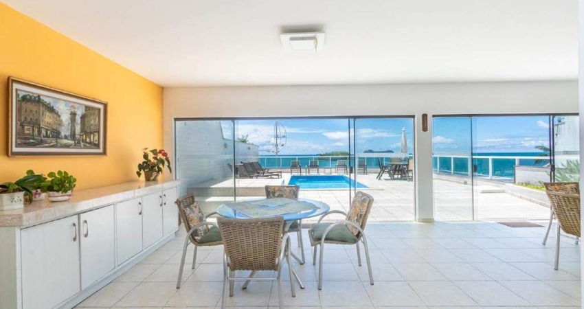 Apartamento diferenciado Frente Mar à venda em Balneário Camboriú