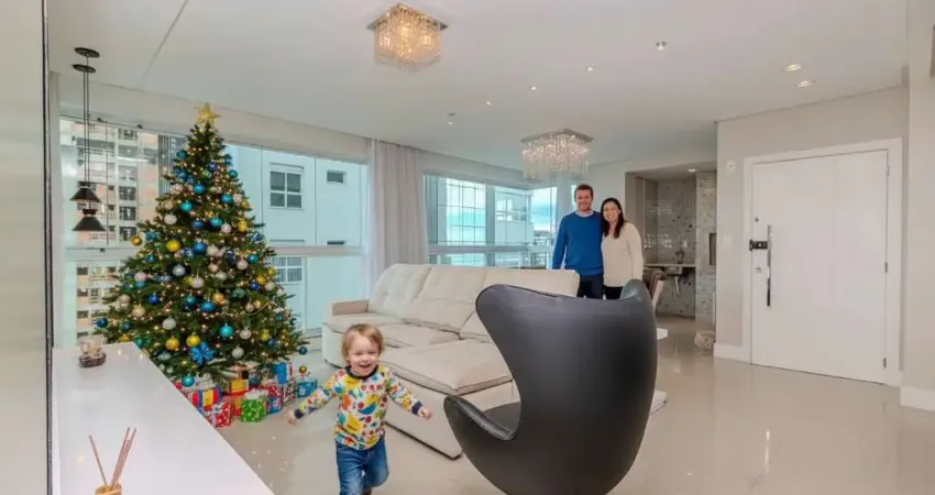 Apartamento à venda a poucos do mar no ed. palm beach em balneário camboriú