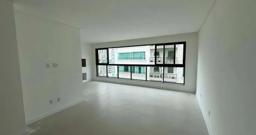 Apartamento com 3 quartos à venda na Rua 1141, 298, Centro, Balneário Camboriú