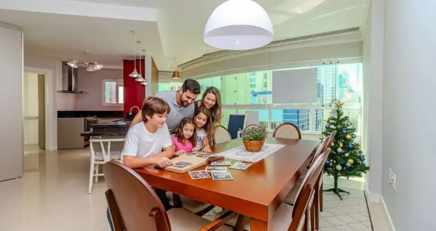 Apartamento com vista mar à venda no ed. evidence tower em balneário camboriú